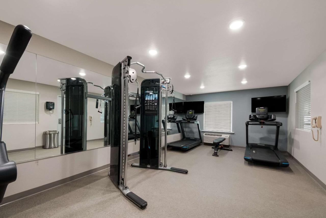 Woodspring Suites San Antonio Utsa - Medical Center ภายนอก รูปภาพ